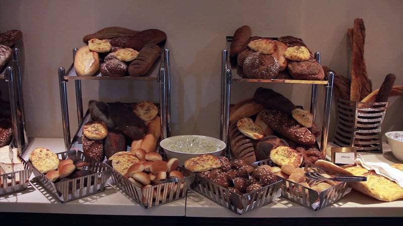 Commodore Elite Suites & Spa