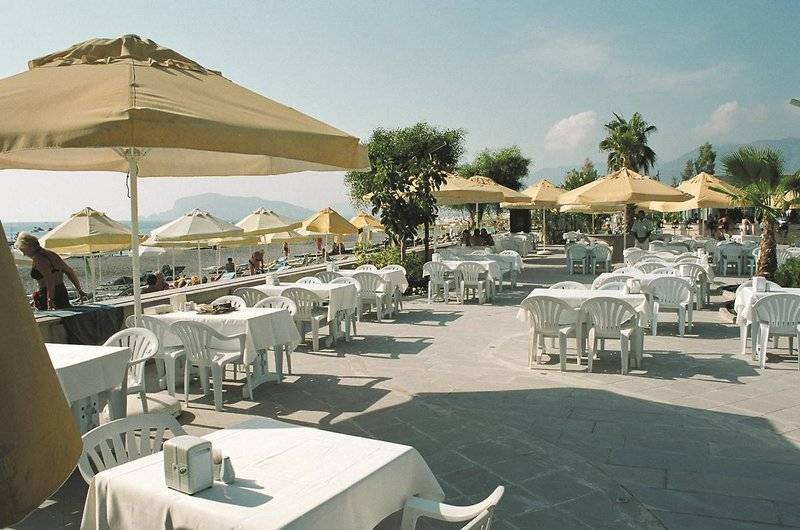 Senza Sunset Beach Hotel