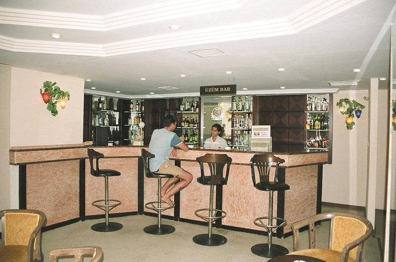 Senza Sunset Beach Hotel