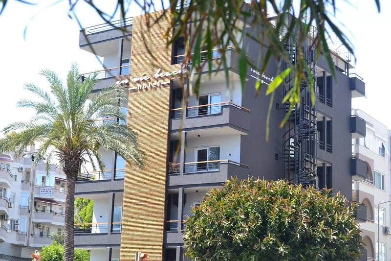 En Vie Beach - Boutique Hotel