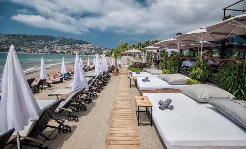 En Vie Beach - Boutique Hotel