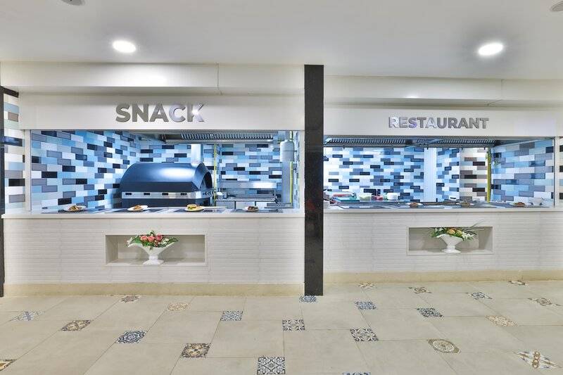 Crystal Club World of Colours