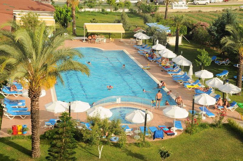 Arnor De Luxe Hotel & SPA