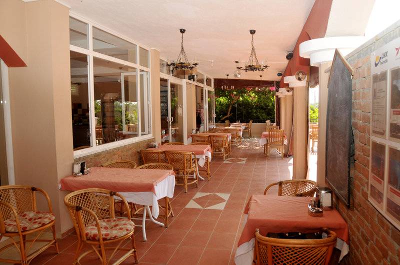 Arnor De Luxe Hotel & SPA