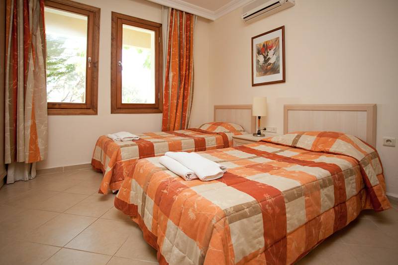 Perdikia Hill Hotel And Villas