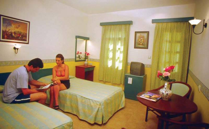 Perdikia Hill Hotel And Villas