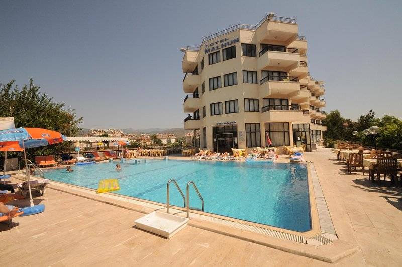 Malhun Hotel