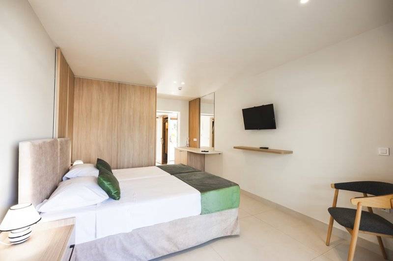 Dessole Malia Beach Resort