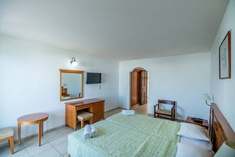 Semiramis Village Hotel