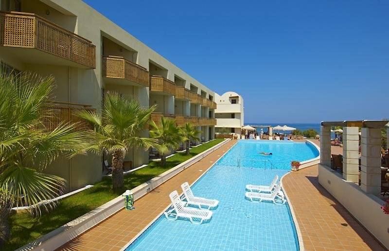 Giannoulis Santa Marina Plaza