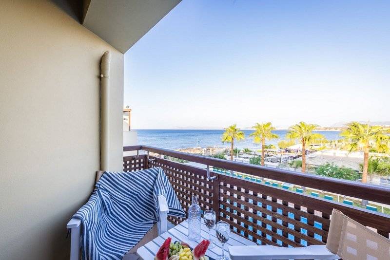 Giannoulis Santa Marina Plaza