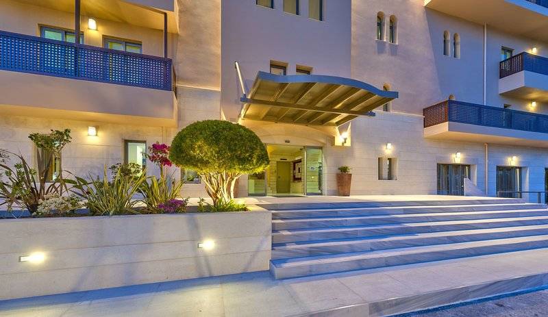 Giannoulis Santa Marina Beach