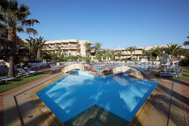 Giannoulis Santa Marina Beach