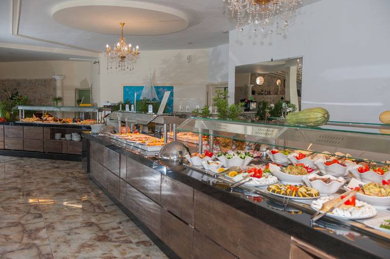 Blue Princess Hotel and Suites