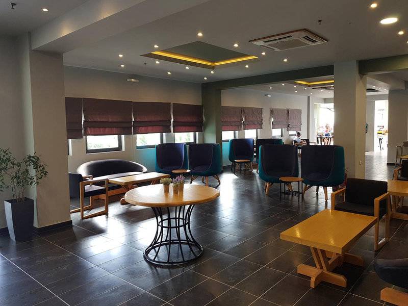 Gennadi Seaside Resort