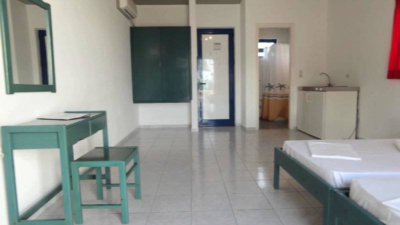 Bouradanis Village Hotel