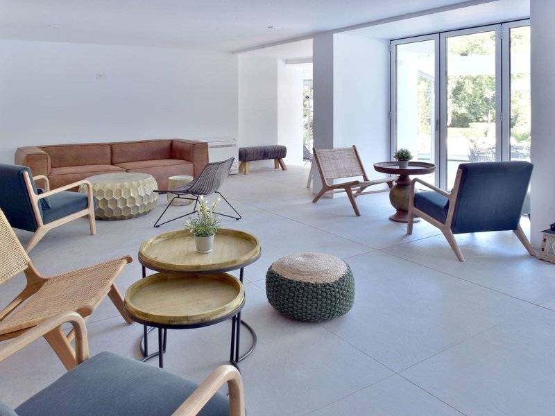 ibis Styles Golden Sands Roomer Hotel