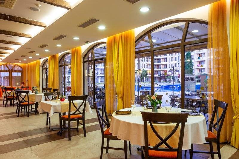 Royal Sun Holiday Complex