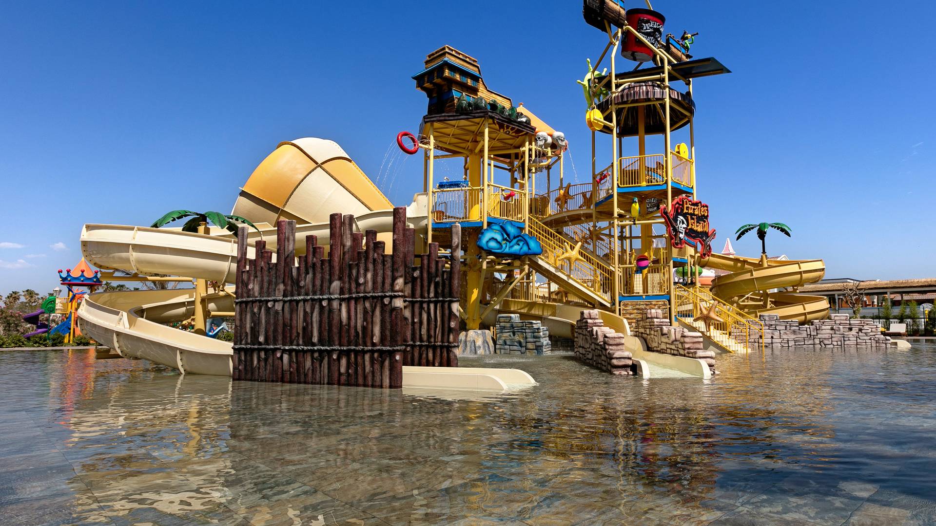 Titanic Mardan Palace