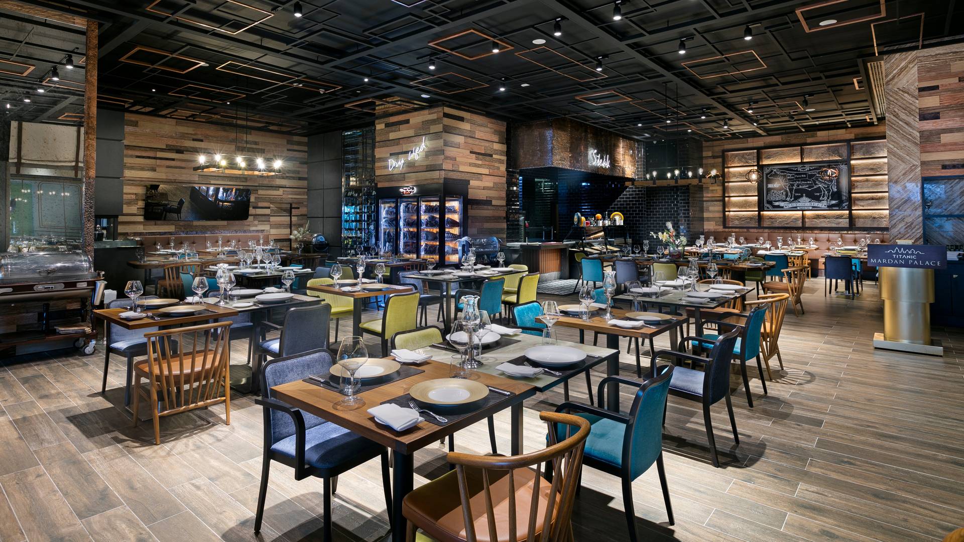 Titanic Mardan Palace