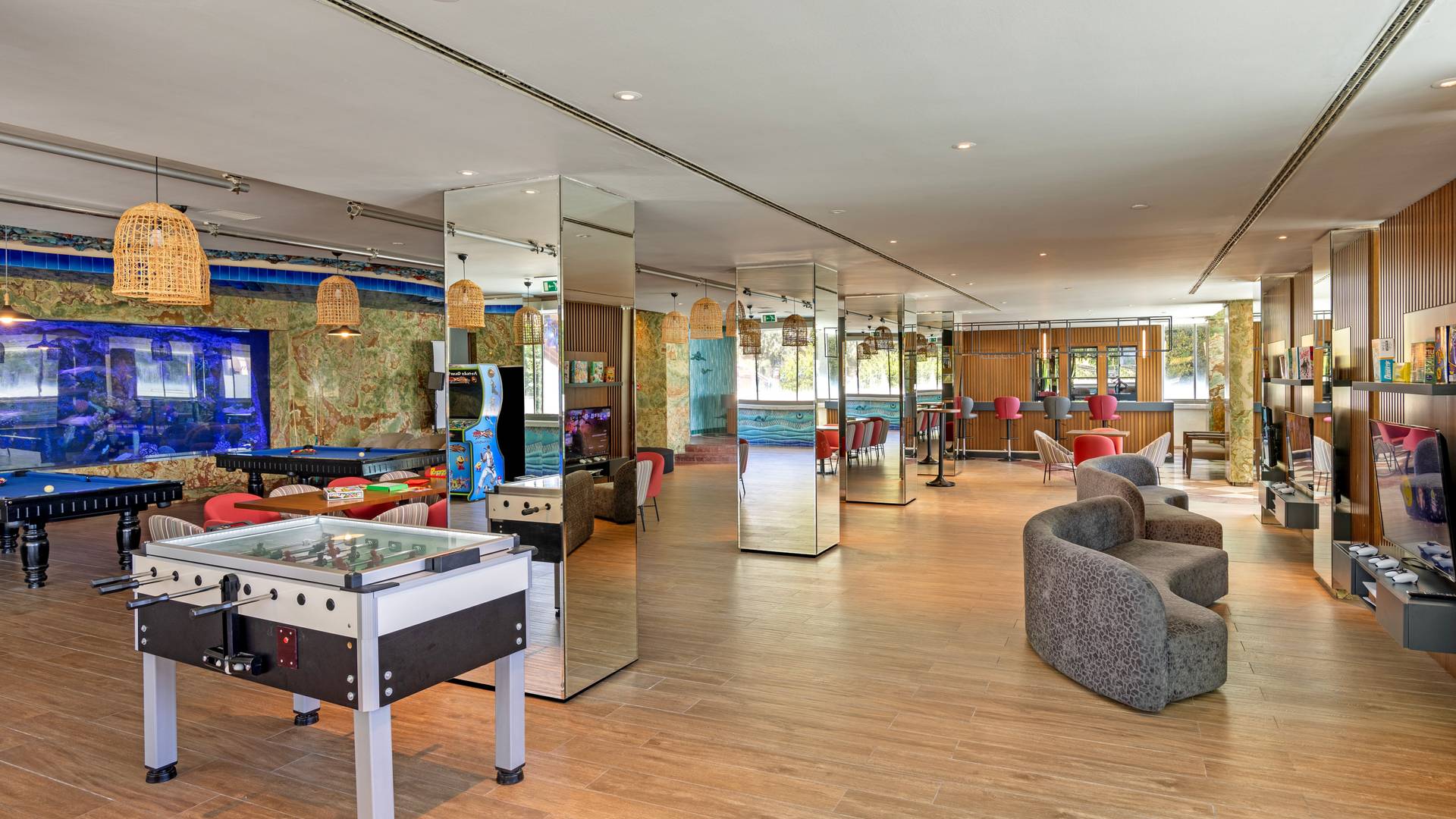 Titanic Mardan Palace