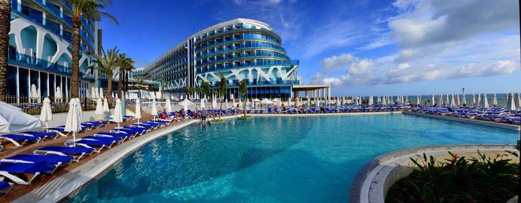 Vikingen Infinity Resort & Spa