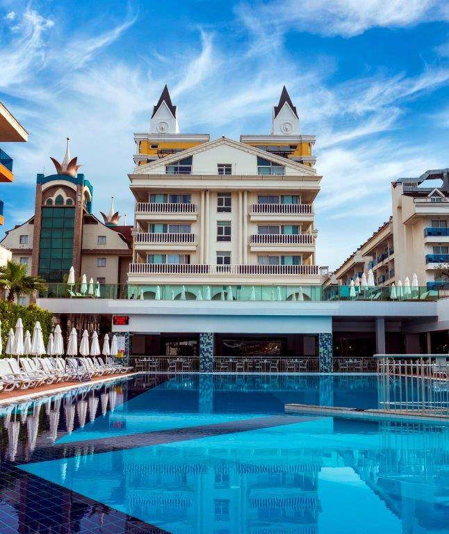 Dream World Resort & Spa