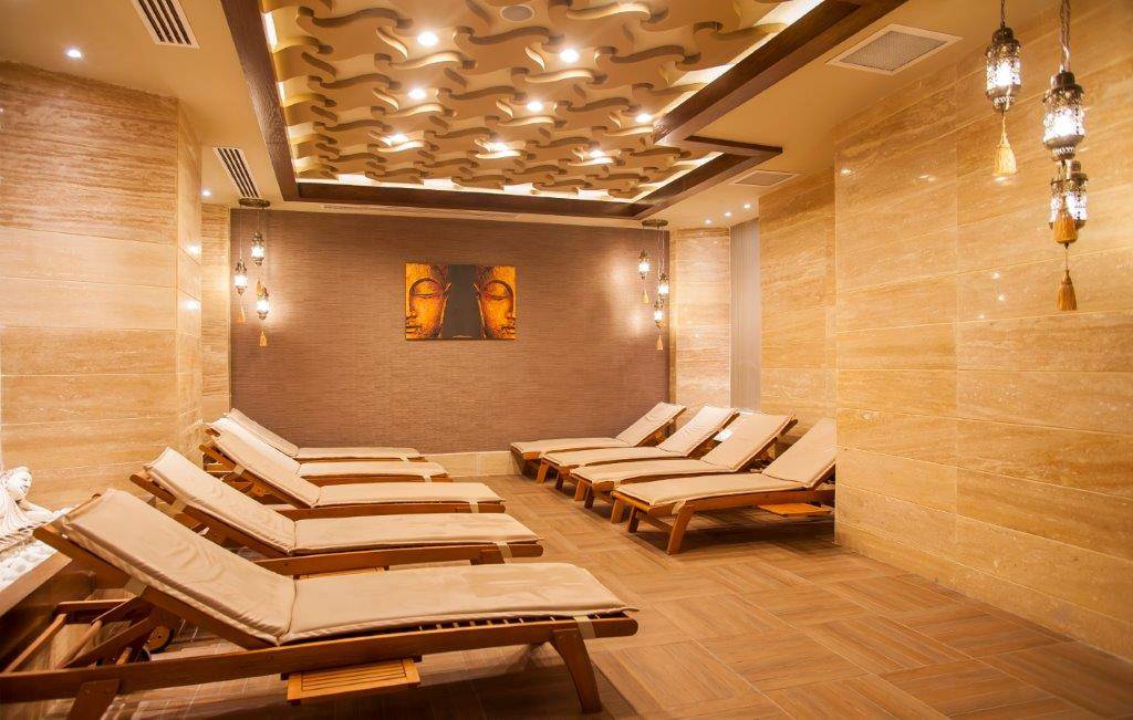 Dream World Resort & Spa