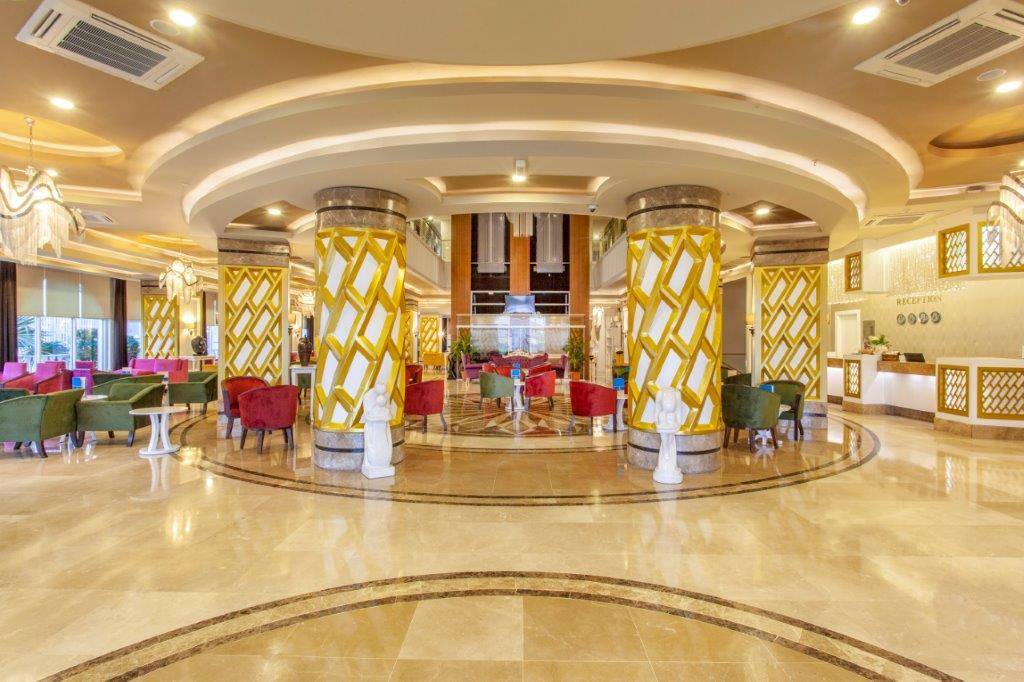 Dream World Resort & Spa