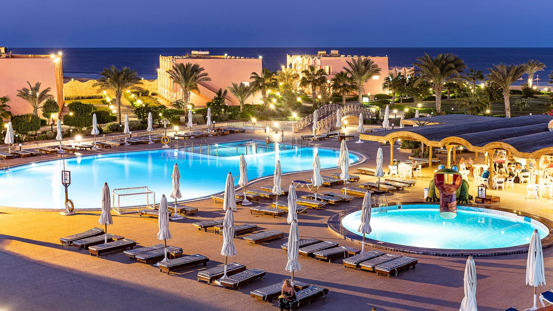 Three Corners Happy Life