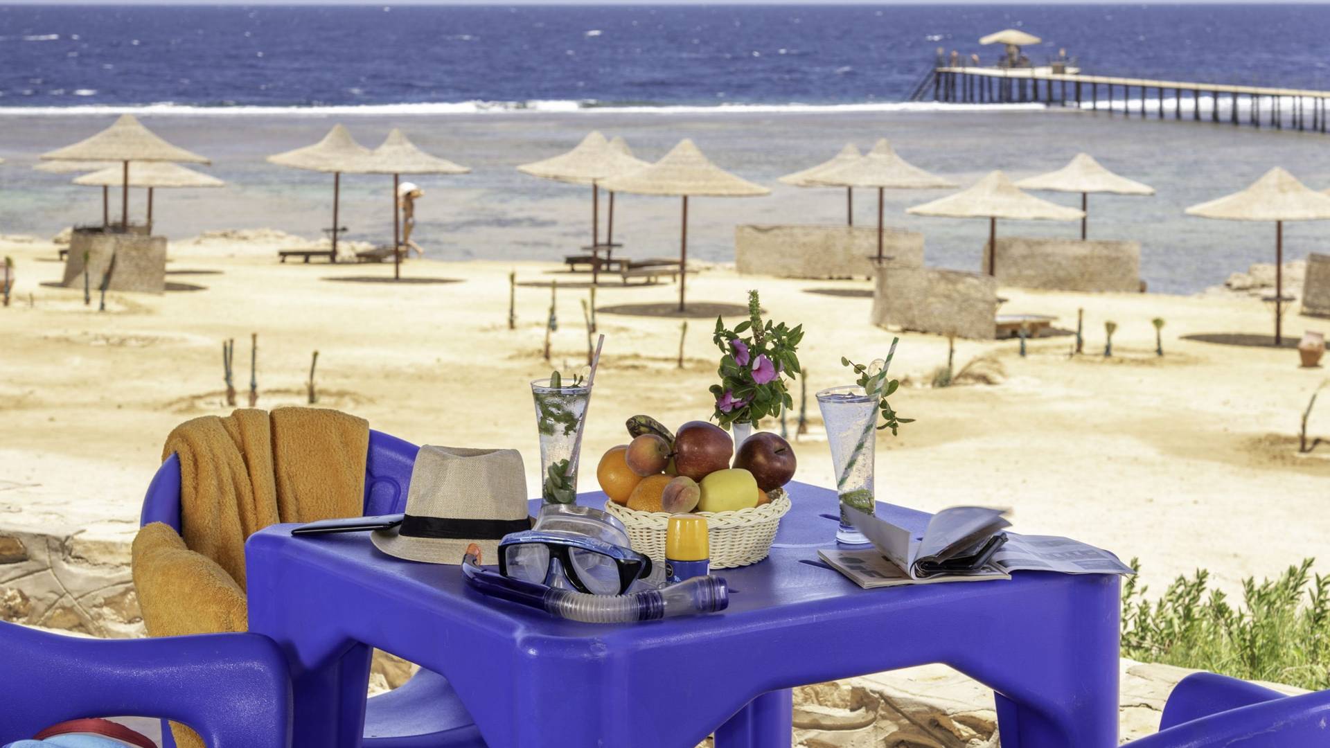 Three Corners Happy Life