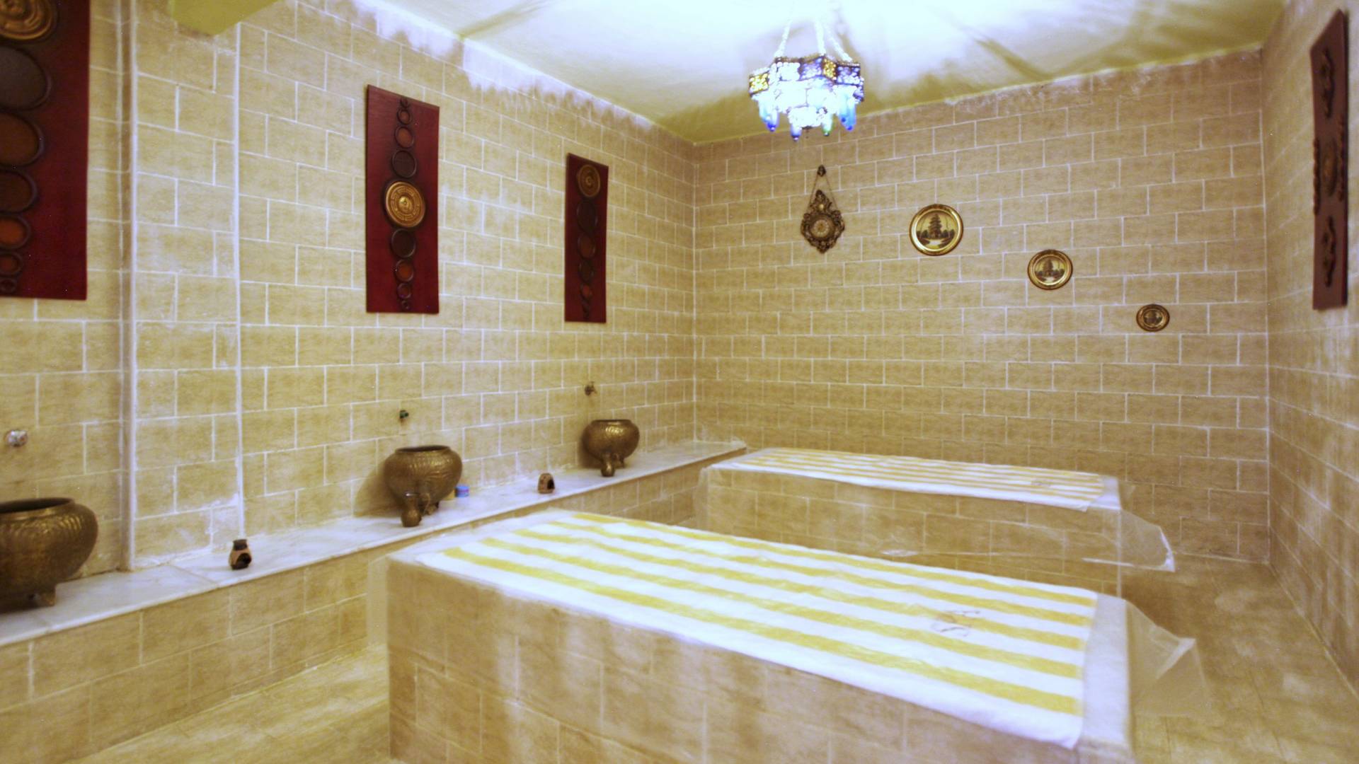 Three Corners Happy Life