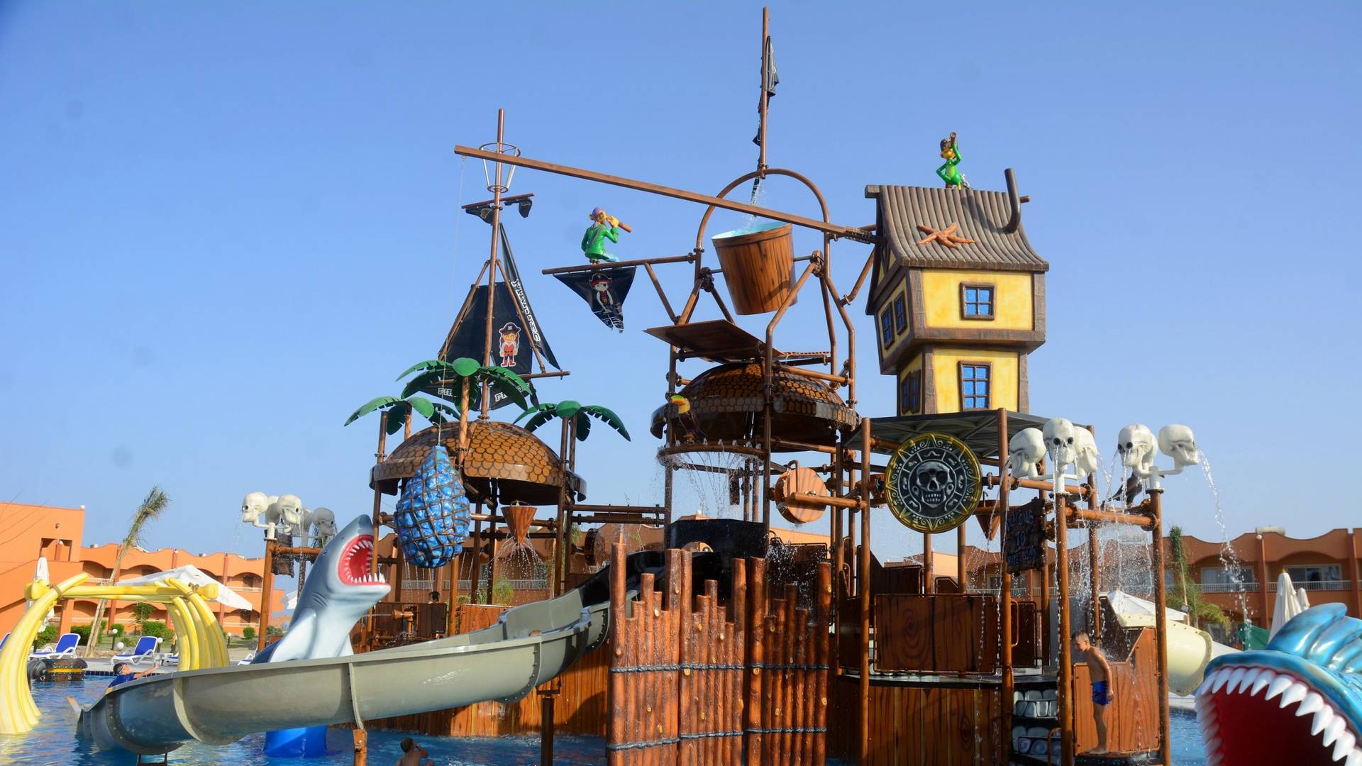 Three Corners Happy Life