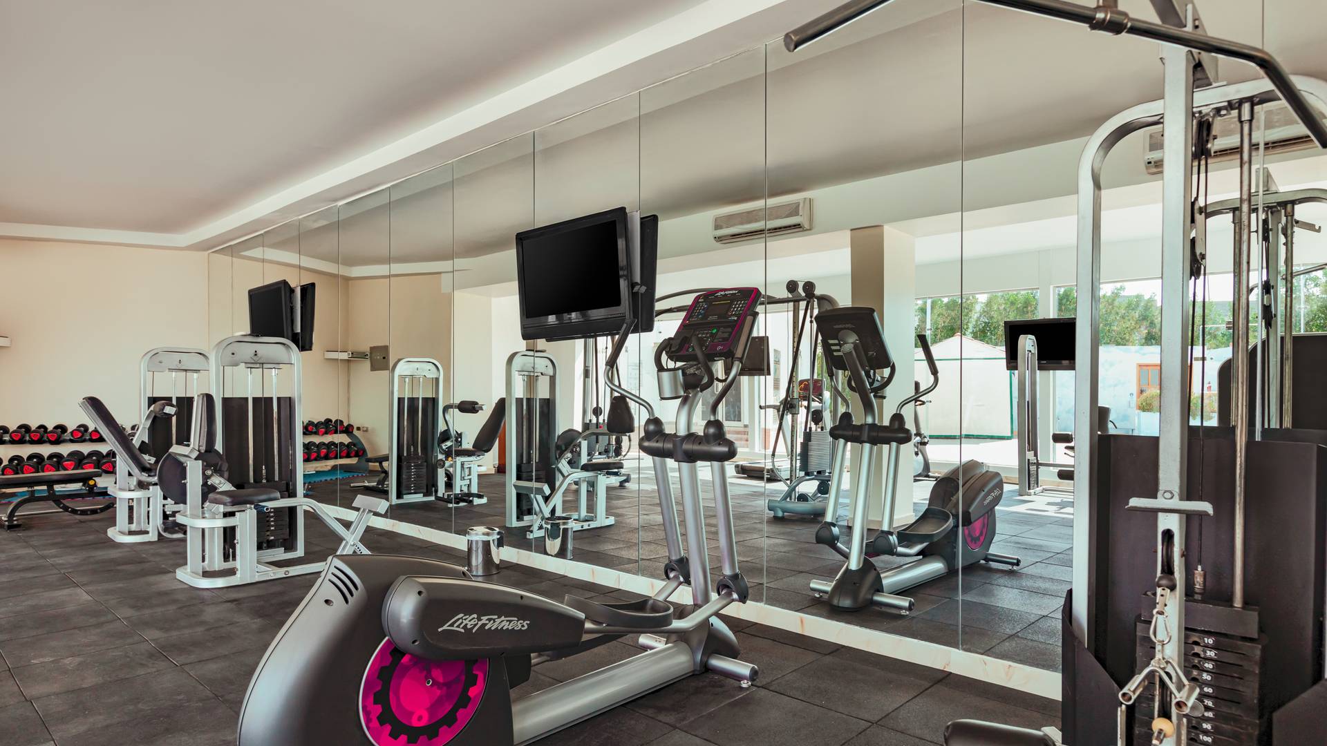 SUNRISE Alma Bay Resort