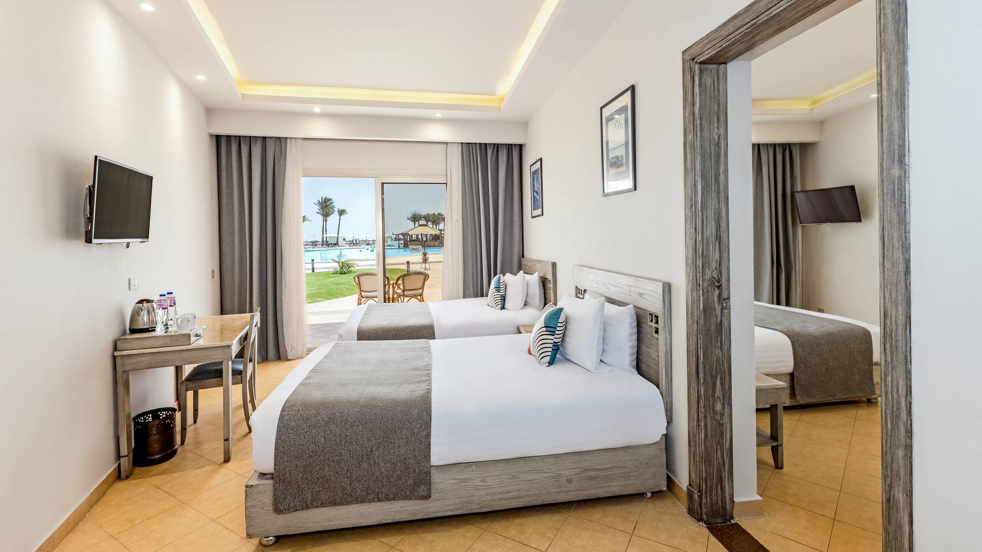 SUNRISE Alma Bay Resort