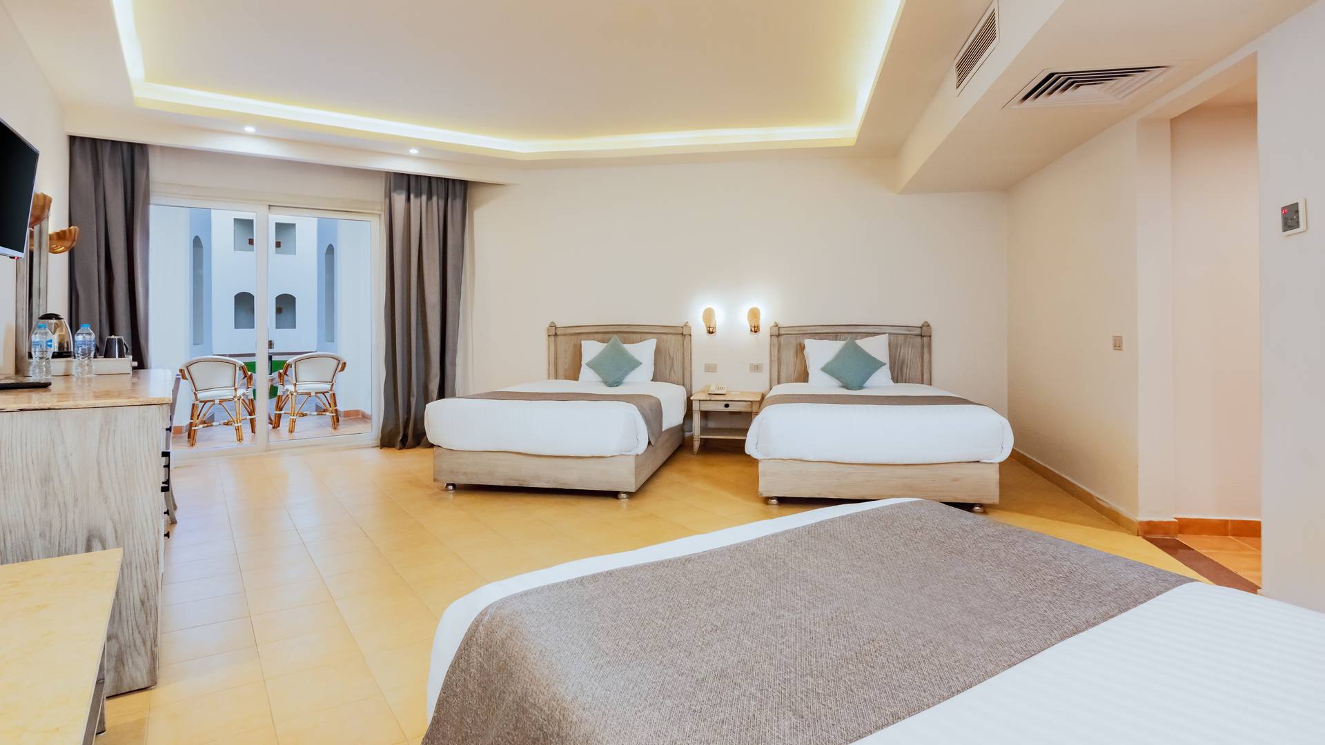 SUNRISE Alma Bay Resort