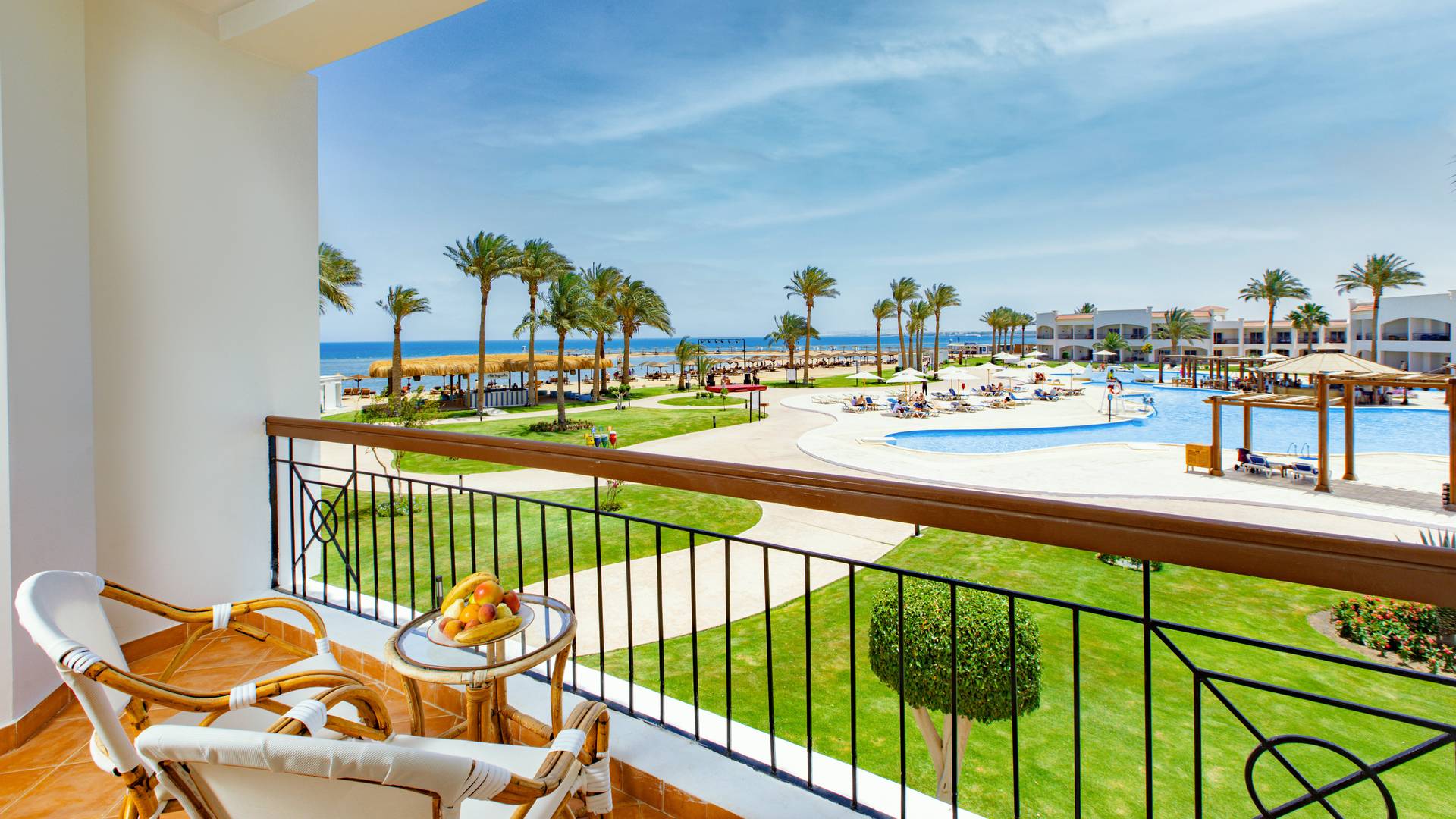 SUNRISE Alma Bay Resort