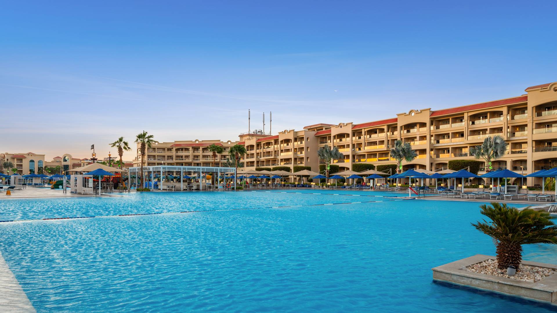 Pickalbatros White Beach Resort - Hurghada
