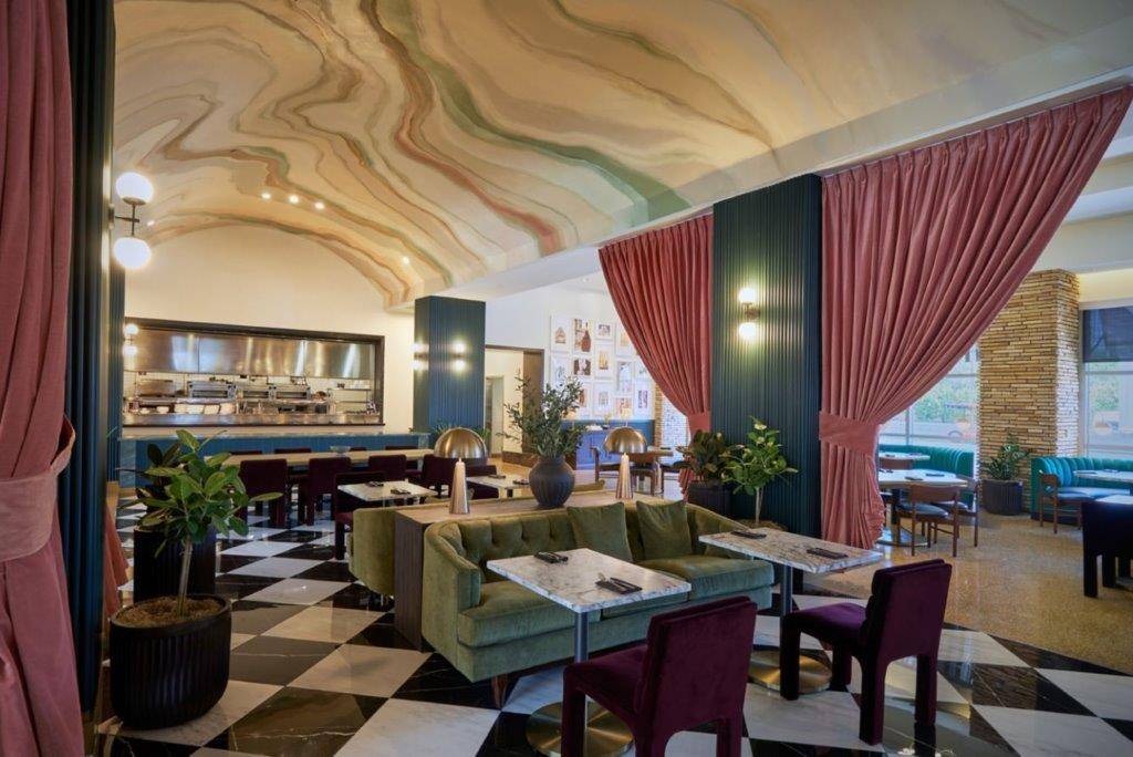 Renaissance Las Vegas Hotel