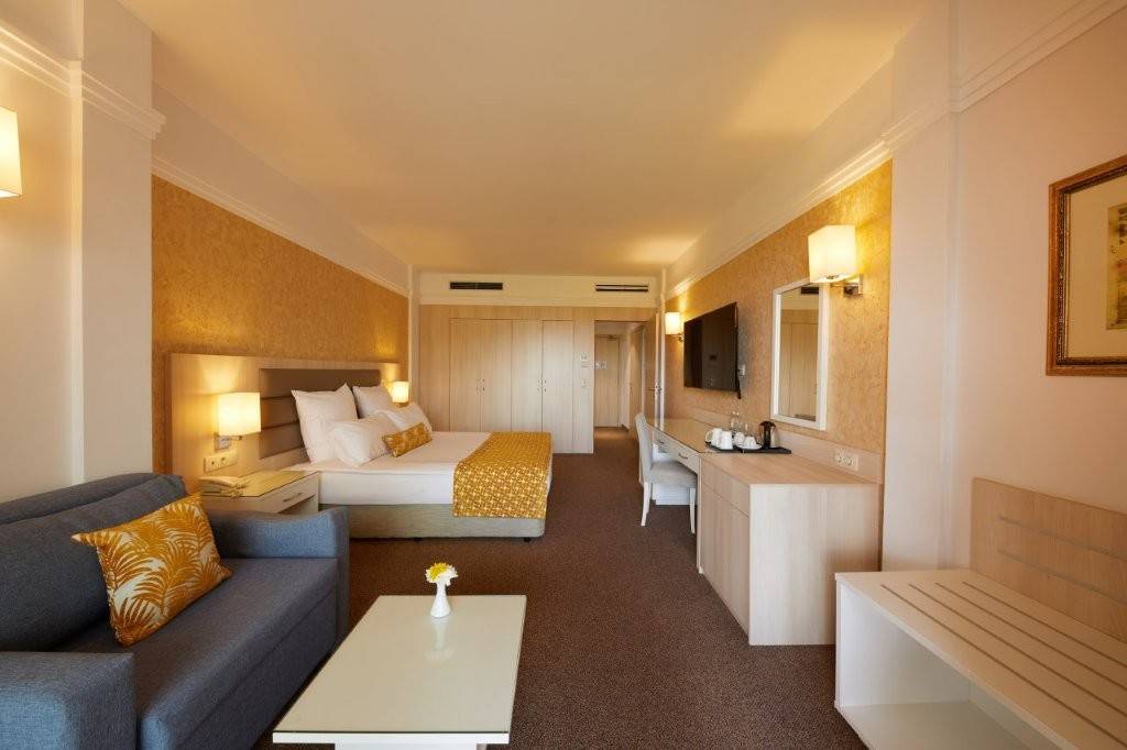 Dreams Sunny Beach Resort & Spa