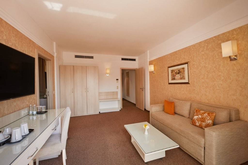 Dreams Sunny Beach Resort & Spa