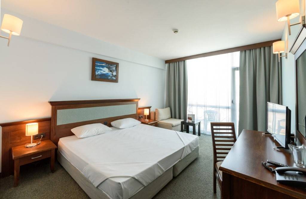 Lion Sunny Beach Hotel