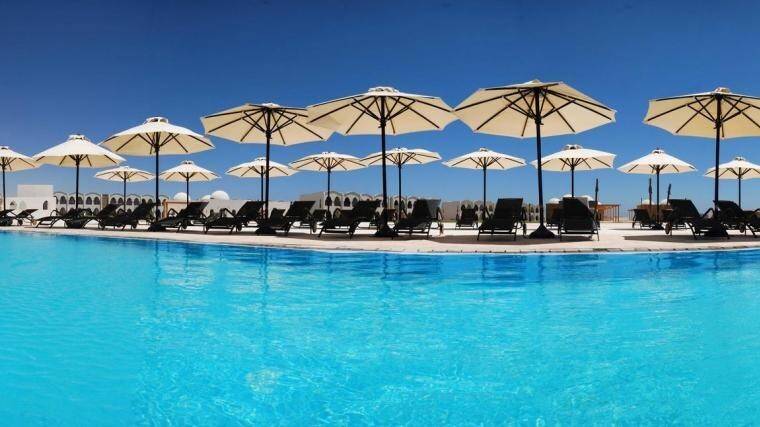 GORGONIA BEACH HOTEL