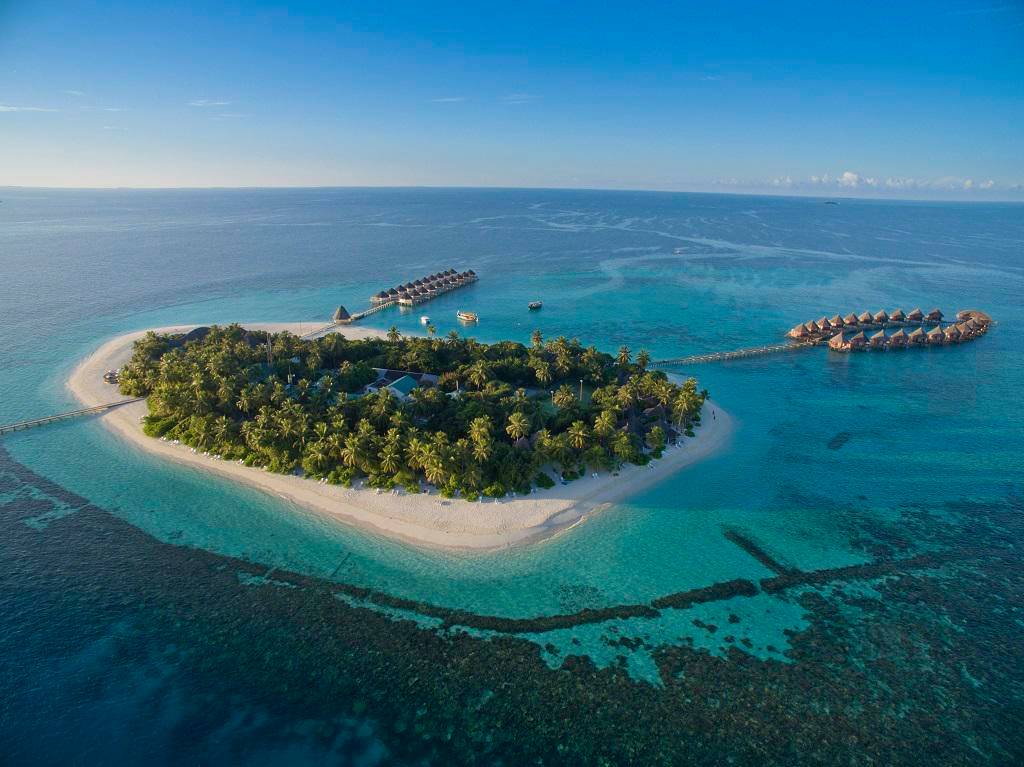 Angaga Island Resort & Spa