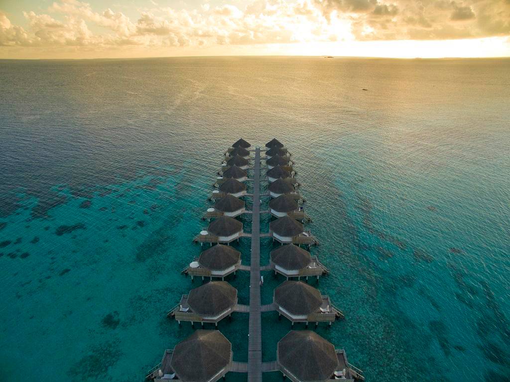 Angaga Island Resort & Spa