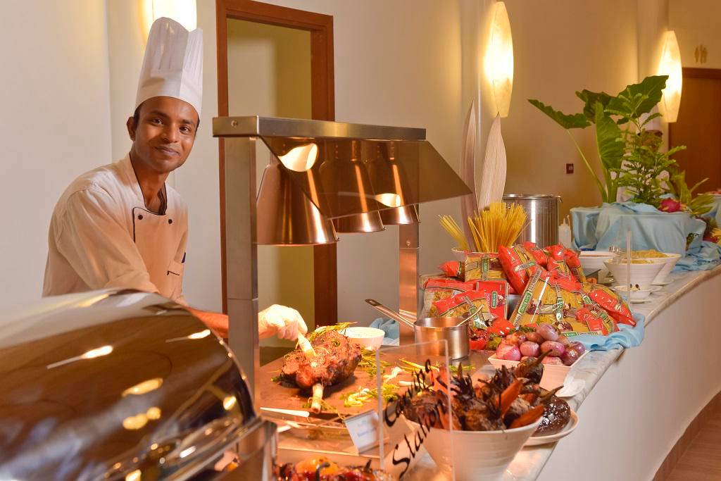 Dreamland The Unique Sea & Lake Resort / Spa