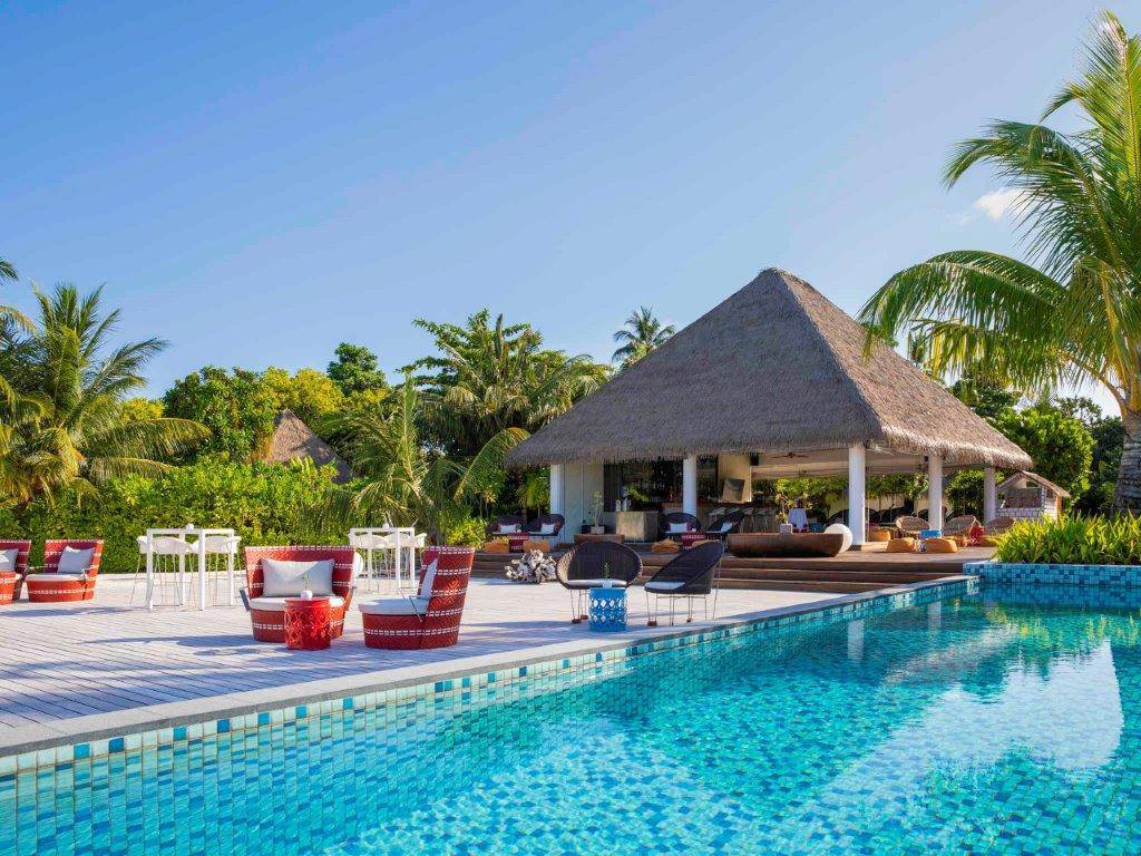 Mercure Maldives Kooddoo Resort