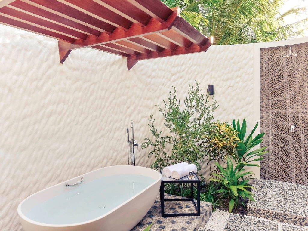 Mercure Maldives Kooddoo Resort