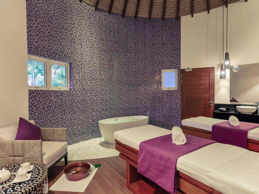 Mercure Maldives Kooddoo Resort