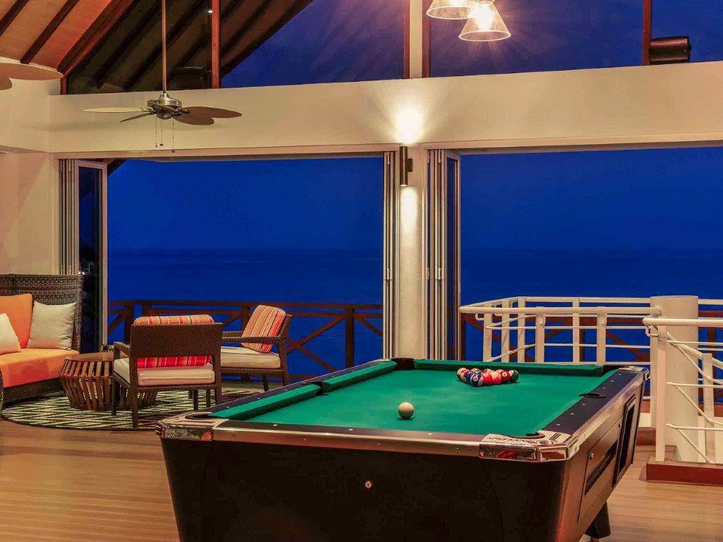 Mercure Maldives Kooddoo Resort